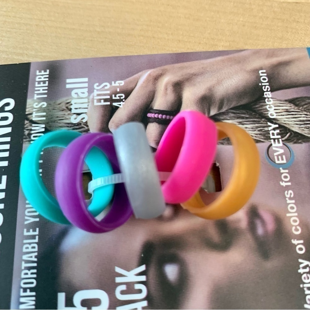 EVERY ring jewelry 5 pack silicone ring variety set sz small NWT - Picture 10 of 16
